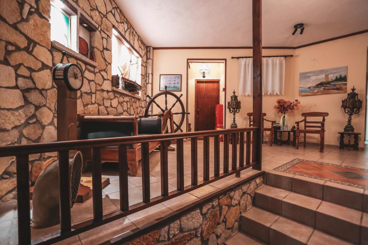 Karnagio Vasilas Agia Paraskevi  Exterior foto