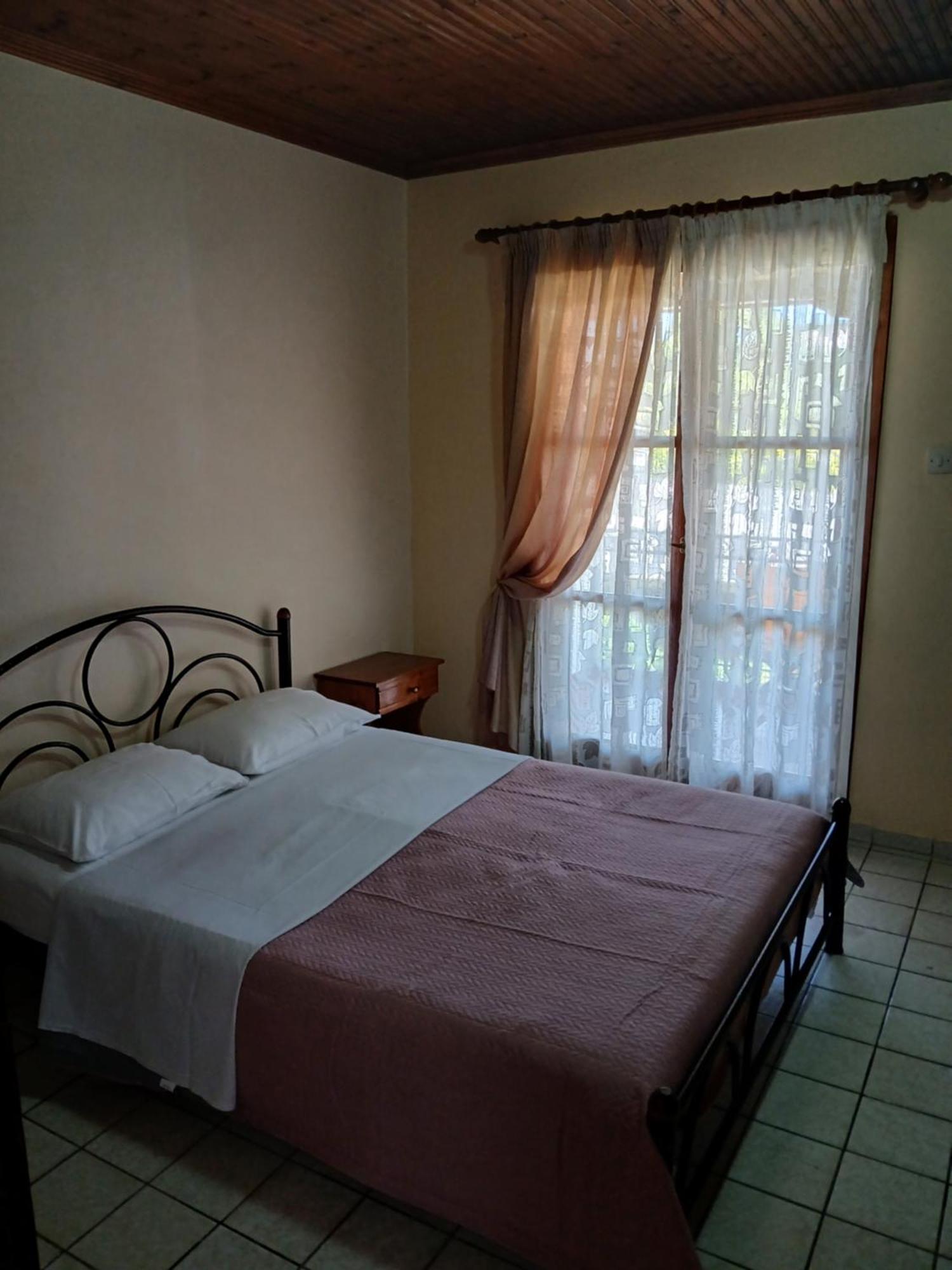 Karnagio Vasilas Agia Paraskevi  Habitación foto